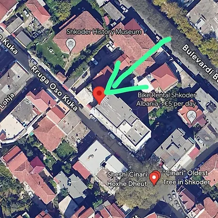 Center アパート *