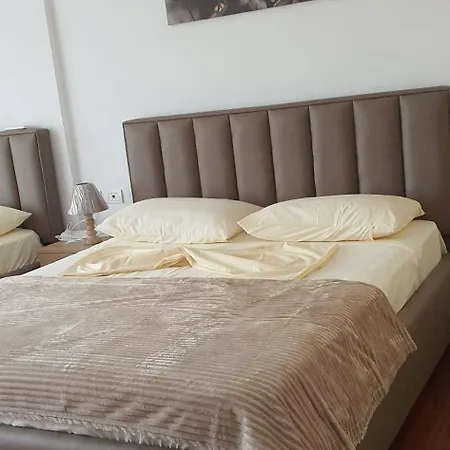 Center Apartment Shkoder