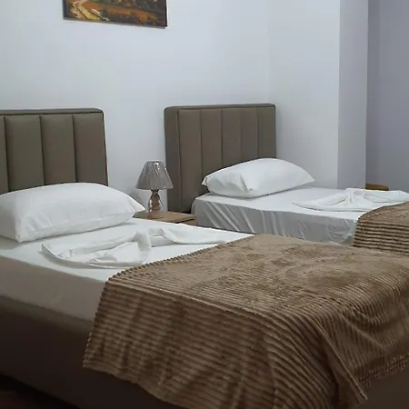 Center Apartamento *